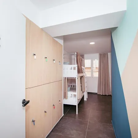 Hostal Kenza *