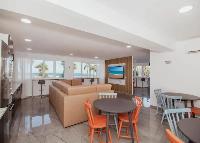 Kenza Vandrarhem Alicante