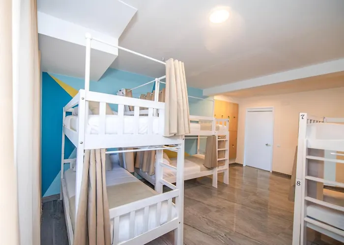 Kenza Auberge de jeunesse Alicante
